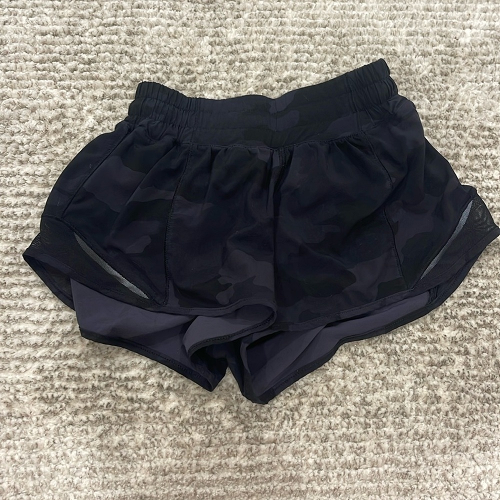 lululemon hotty hots